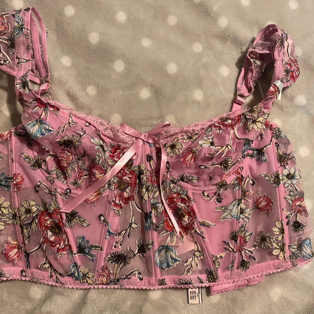 Beautiful Victoria Secret bustier